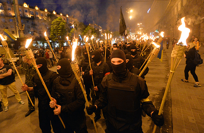 UKRAINE-RUSSIA-CRISIS-POLITICS-ULTRA-NATIONALISTS-FIGHTING