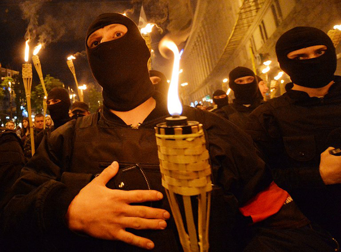 UKRAINE-RUSSIA-CRISIS-POLITICS-ULTRA-NATIONALISTS-FIGHTING