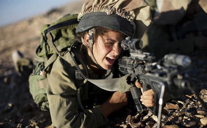 idf-women-2