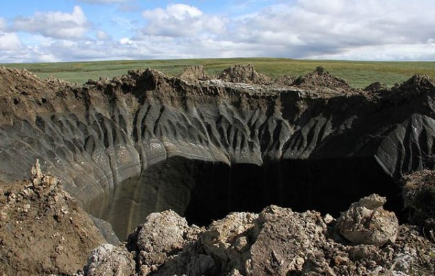 Σιβηρία: Λύθηκε το μυστήριο της… τρύπας – Η πρώτη εικόνα από μέσα (βίντεο)