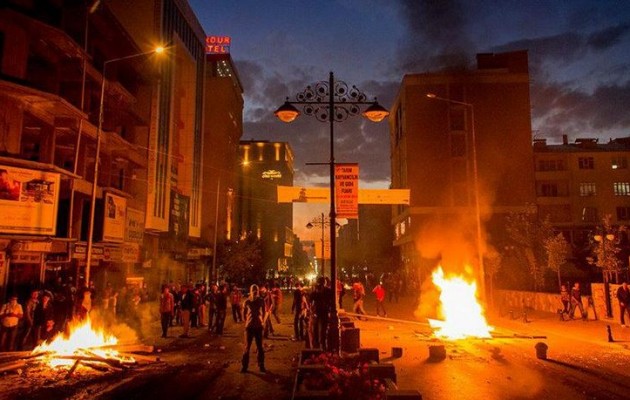 Διχοτόμηση της Τουρκίας: Οι Κούρδοι ελευθερώνουν μία – μία τις πόλεις