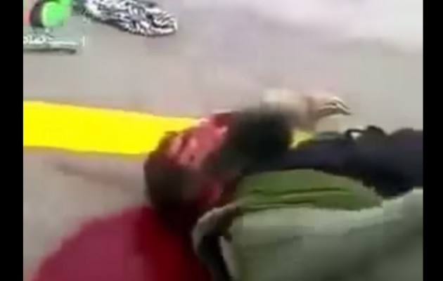 ΒΙΝΤΕΟ ΣΟΚ: Τζιχαντιστής τρώει σφαίρα στο… «δόξα πατρί» και πέφτει ξερός!