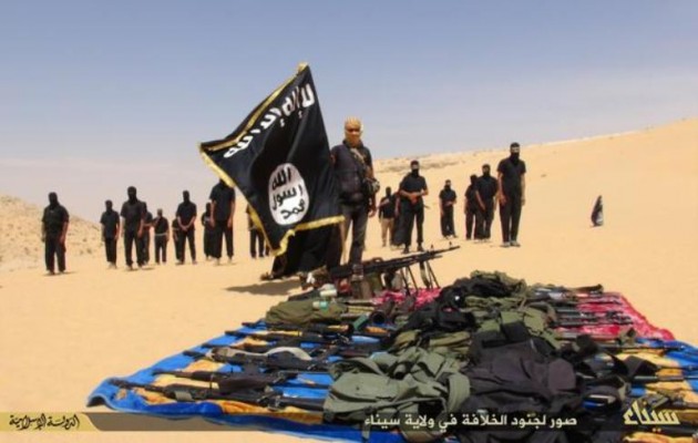 Το Ισλαμικό Κράτος «ποζάρει» από τη χερσόνησο του Σινά