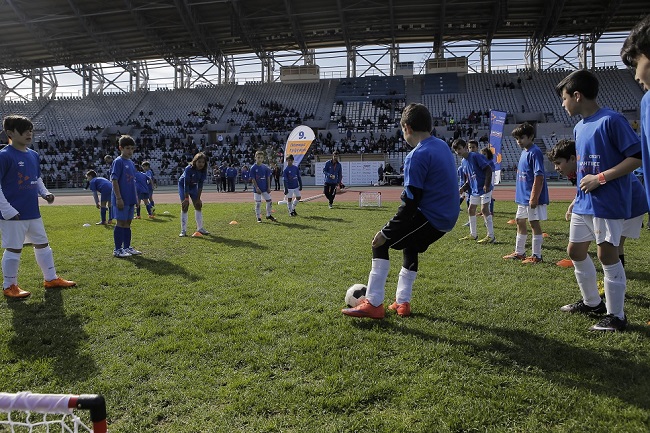 Παιχνίδια ποδοσφαιρικών δεξιοτήτων για τους μικρούς αθλητές