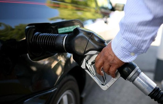 Ακριβαίνει η βενζίνη – Μάθετε το γιατί και πόσο παραπάνω θα πληρώσουμε