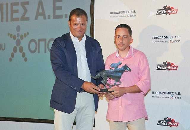 29-6-2016 - Ιππόδρομος - Χ. Θεοδωράκης, Ιδιοκτήτης - Γ.Γ. Συνδέσμου Αναβατών - Ν. Κατσαλής για τον κ. Σωτηρόπουλο - Αναβάτη