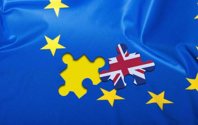 Η Ευρωπαϊκή Ένωση ζητά από τη Βρετανία να φύγει το συντομότερο δυνατόν