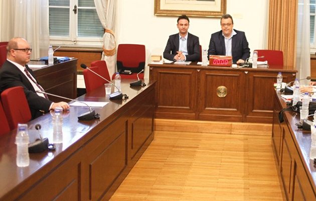 Τρελαίνει κόσμο ο κυνισμός Ψυχάρη: Πήρα δάνειο 15 εκατ. ευρώ με «αέρα» Τρελαίνει κόσμο ο κυνισμός Ψυχάρη: Πήρα δάνειο 15 εκατ. ευρώ με «αέρα»