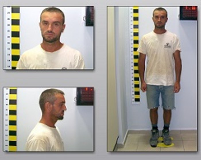 viasmos larisa koritsi