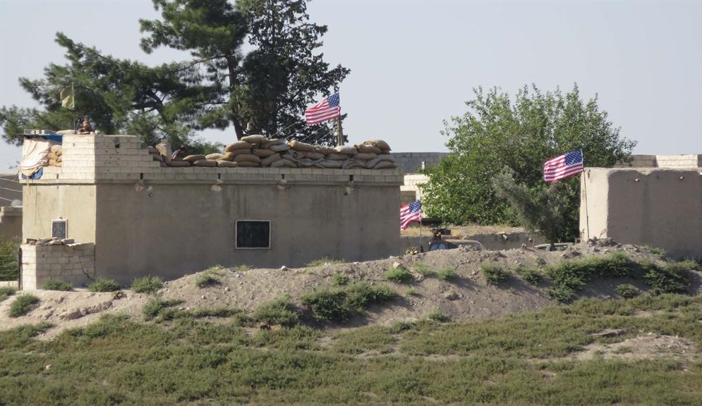 kurds_american_flags