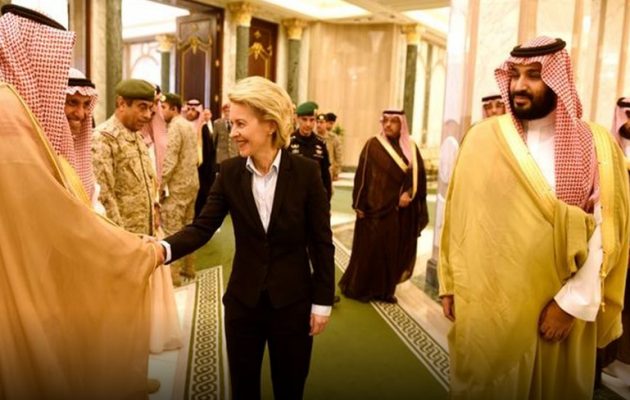 Η υπουργός Άμυνας της Γερμανίας αρνήθηκε να φορέσει μαντίλα στη Σαουδική Αραβία