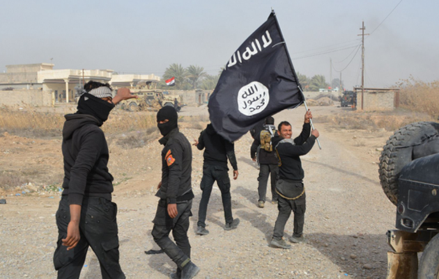 Γαλλική βιομηχανία παραδέχτηκε ότι χρηματοδοτούσε τον ISIS (φωτο)