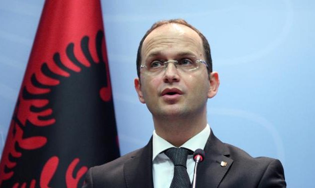 Έρχεται ο Αλβανός ΥΠΕΞ στην Ελλάδα – Τι θα συζητήσει με Κοτζιά – Βαριές κουβέντες στην αλβανική Βουλή