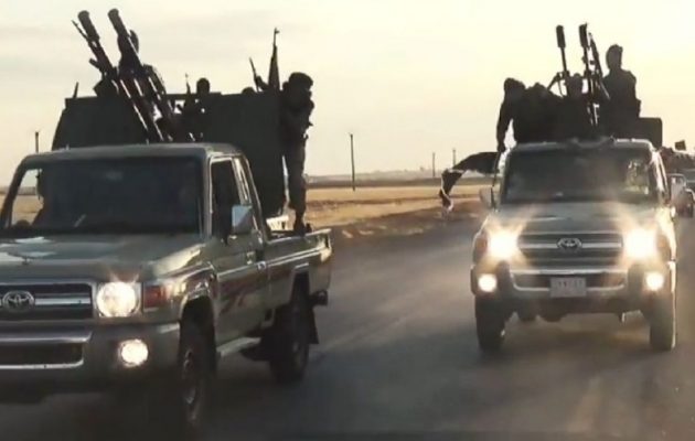 Τζιχαντιστές σκότωσαν 20 φορτηγατζήδες στα σύνορα Συρίας-Ιράκ
