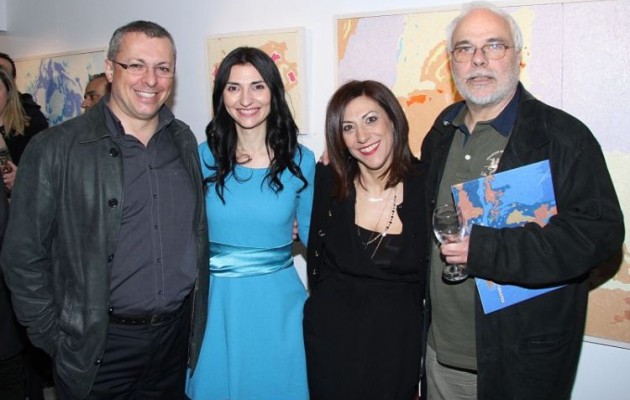 Η λαμπερή ατομική έκθεση της Χαρίκλειας Παπαποστόλου