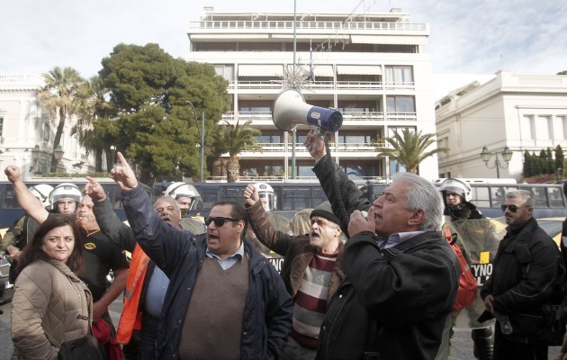 Συγκέντρωση καθηγητών κατά της διαθεσιμότητας