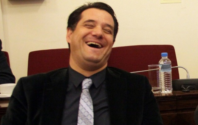 Κινείται παρασκηνιακά ο Άδωνις για την επόμενη ημέρα χωρίς Σαμαρά