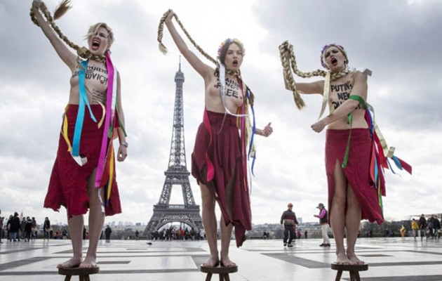 Τα “πέταξαν” πάλι οι FEMEN, αυτή τη φορά κατά της Τιμοσένκο!