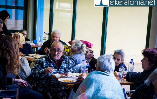 Δύσκολη νύχτα για την Κεφαλλονιά – τις πληγές του μετρά το νησί