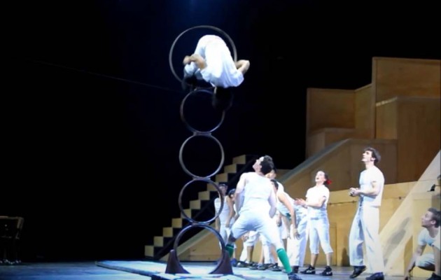 Ο διάσημος κινέζος ακροβάτης Kai Hou προπονείται και τους τρελαίνει όλους