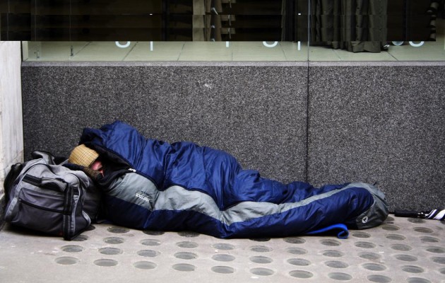 Προκαλούν οι Ευρωπαίοι: Οι Έλληνες και σήμερα ζουν πάνω από τις δυνατότητές τους