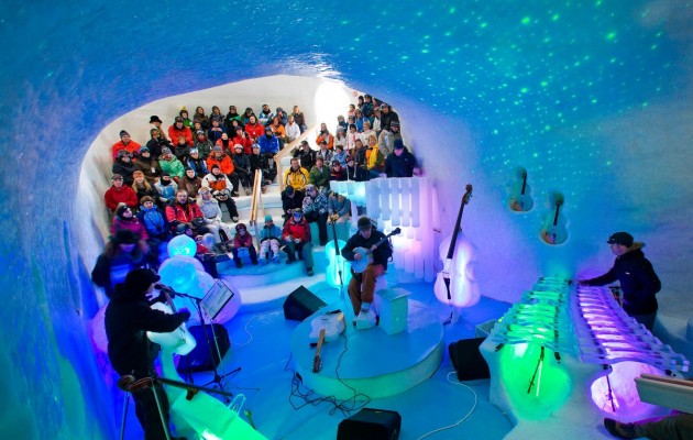 Σουηδία: Συναυλία με όργανα από πάγο
