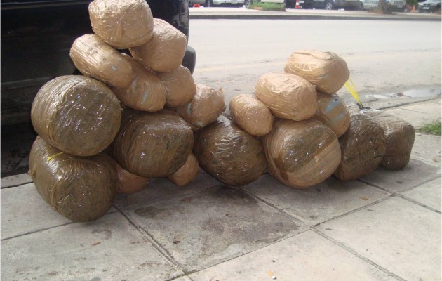 Βρήκαν 230 κιλά κοκαΐνης σε διαμέρισμα στην Βούλα