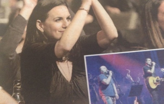 Η υπουργός λικνιζόταν με… έντεχνο!