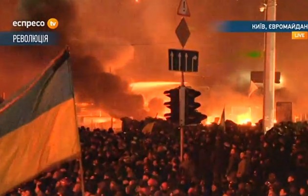 Εμφύλιος πόλεμος στην Ουκρανία – Δείτε LIVE εικόνες από τα οδοφράγματα