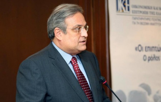 Παραίτηση Παπαθανασίου από τα ΕΛΠΕ ζητούν βουλευτές του ΠΑΣΟΚ