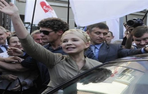 Στο Κίεβο η Τιμοσένκο – Στο Χάρκοβο ο ρωσικός πληθυσμός ετοιμάζεται για αντίσταση