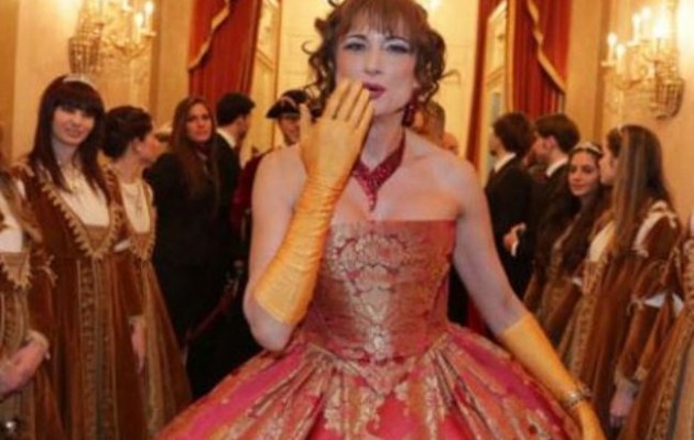 Μπλόκο σε τρανσέξουαλ στο Σότσι: Συνελήφθη επειδή διαδήλωνε υπέρ των γκέι