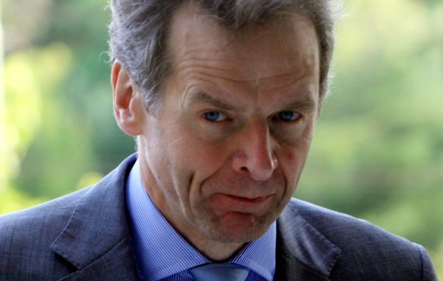 Ευρωπαϊκό Κοινοβούλιο: “Χασάπης η τρόικα” για τις χώρες του μνημονίου