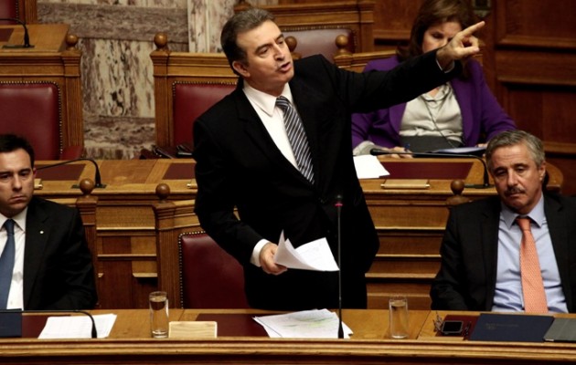 Ο Χρυσοχοΐδης προσπάθησε να «χρεώσει» τις διαμαρτυρίες κατά των Διοδίων στη Χρυσή Αυγή