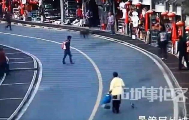 Κίνα: Εισβολή αγριογούρουνων σε τουριστικό θέρετρο