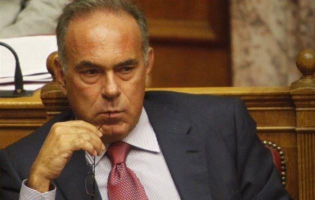 Κ. Αρβανιτόπουλος: Ύστατη προσπάθεια να μην απολυθούν οι εκπαιδευτικοί