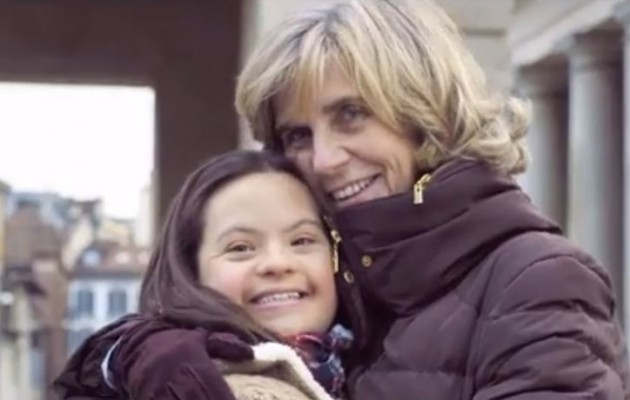 “Μη φοβάσει το σύνδρομο Down, το παιδί σου θα σε αγαπάει”