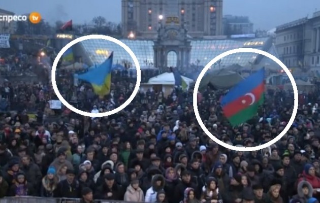 Τάταροι – Τούρκοι και Ουκρανοί στην πλατεία Ανεξαρτησίας στο Κίεβο