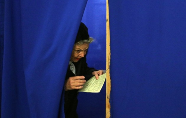 Φωτορεπορτάζ από το δημοψήφισμα στην Κριμαία