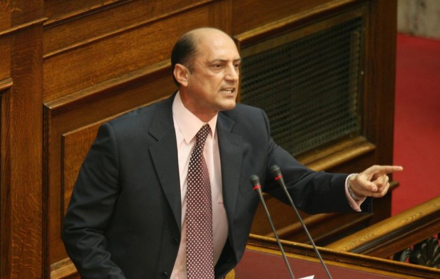 Ο Πέτρος Μαντούβαλος υποψήφιος για την Περιφέρεια Αττικής