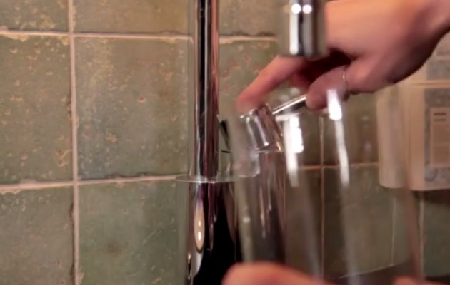 Δείτε το τρίτο σποτ της καμπάνιας “Κάτι τρέχει με το νερό” – #savegreekwater