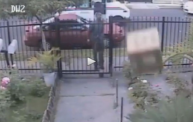 Ίσως ο χειρότερος ταχυδρόμος του Λος Άντζελες (βίντεο)