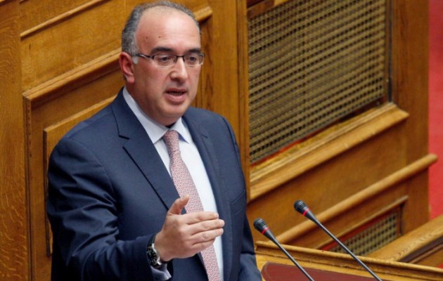 Εμμένει στις δηλώσεις του κατά της Τρόικας ο υφυπουργός Υποδομών