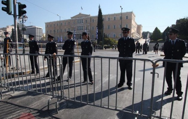 Αυστηρά μέτρα ασφαλείας για την παρέλαση, κλειστός ο σταθμός του μετρό στο Σύνταγμα