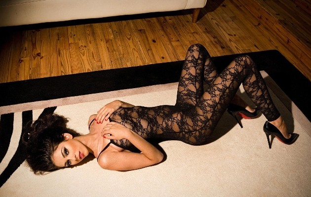 Η Γεωργία Σάλπα ζητά την ψήφο σας – Στη λίστα με τις 100 πιο σέξι γυναίκες του κόσμου