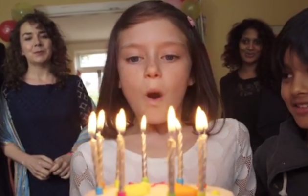 “Σώστε τα παιδιά στη Συρία”: Το σοκαριστικό βίντεο που προσπαθεί να αφυπνίσει τον κόσμο