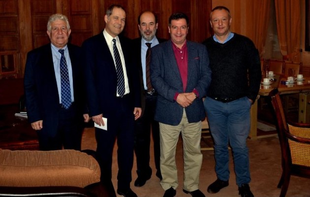 Ο Τζήμερος στηρίζει Καμίνη στον Δήμο Αθήνας