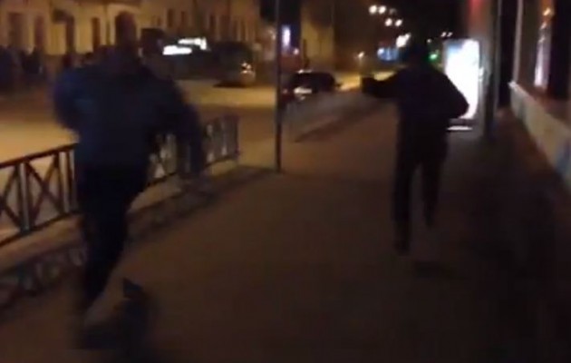 Δείτε στο βίντεο την ώρα των πυροβολισμών στο Χάρκοβο