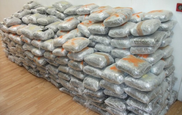 Έπιασαν Αλβανό με ένα… βουνό κάνναβη