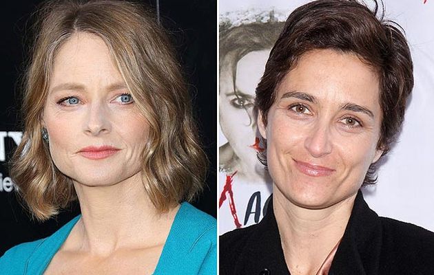 Έκπληξη! Η Τζόντι Φόστερ παντρεύτηκε τη σύντροφό της